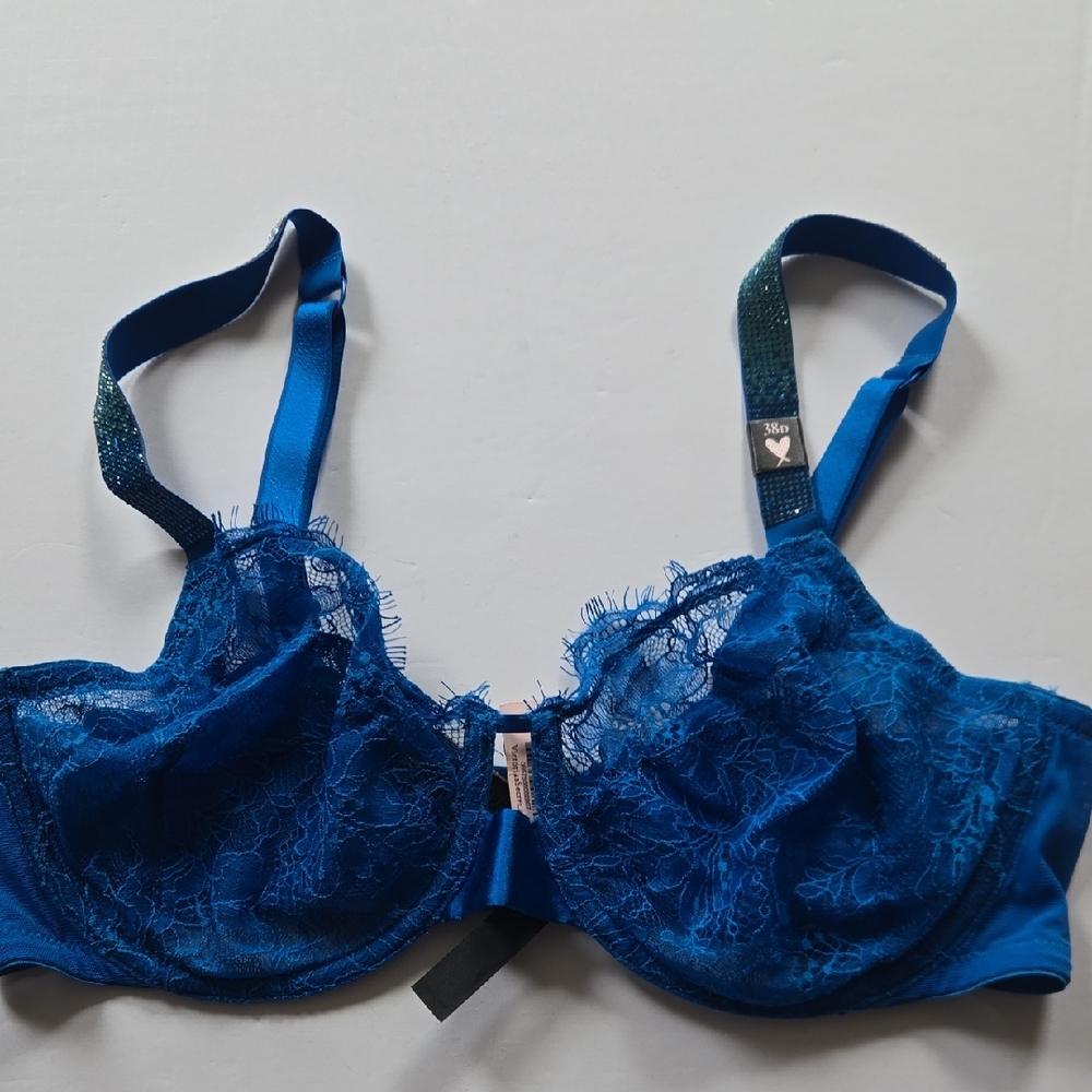 Victoria's Secret Lace Shimmer Push-Up Bra 38D